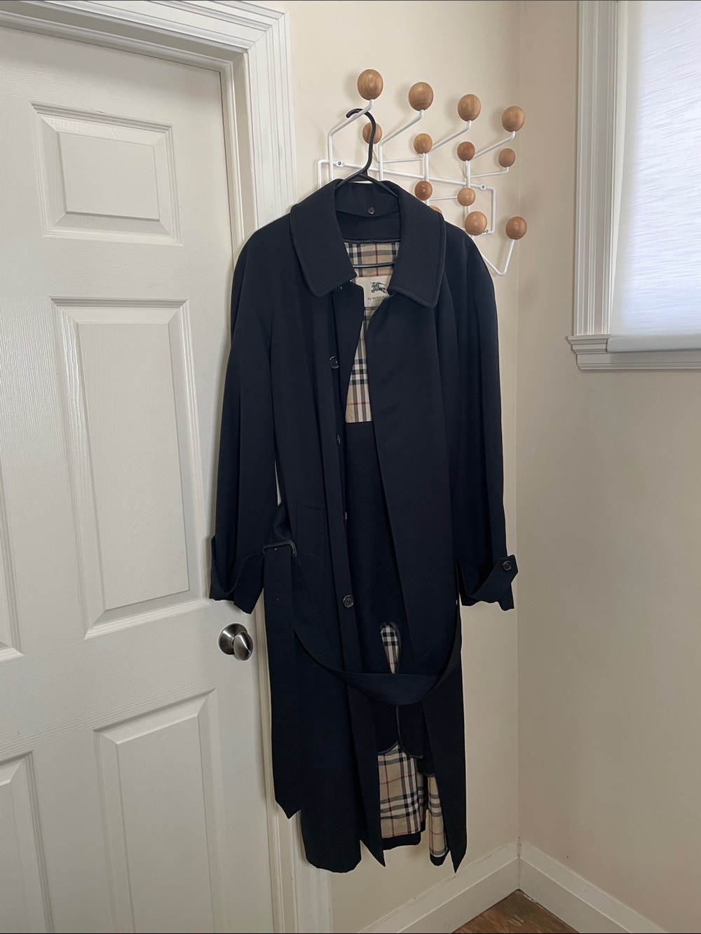 Burberry - Classic Y2K Long Trench Coat - Black / Gold - XXL